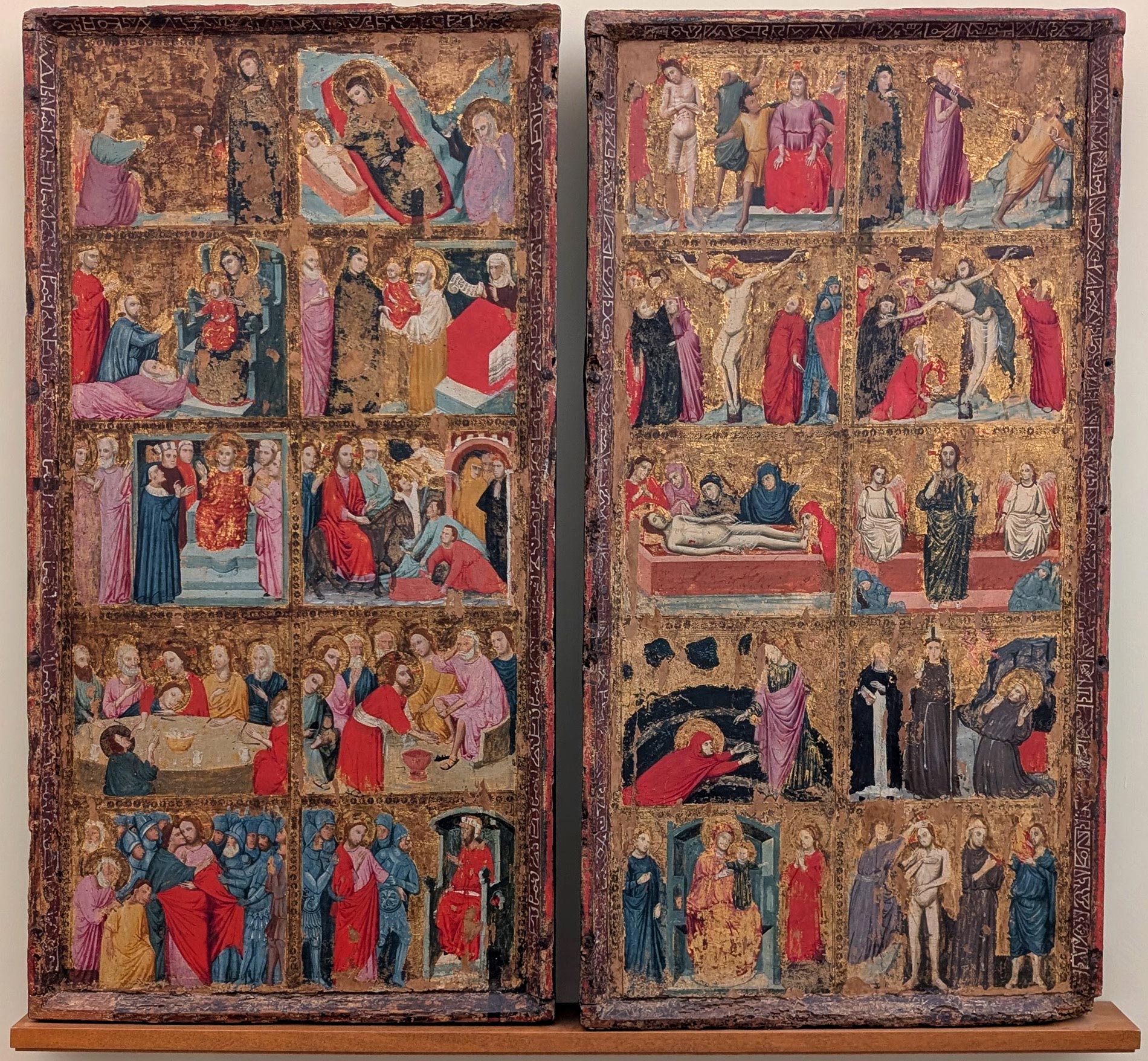 A photo of a painting by Maestro di san Nicolò degli Albari ca. 1320: il battesimo di Cristo
